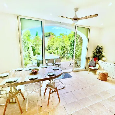 Maison Domaine Golf Country Club De St-tropez Сен-Тропе