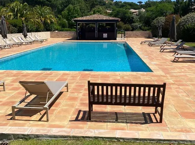 Maison Domaine Golf Country Club De St-tropez Saint-Tropez