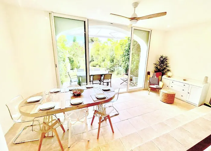 Maison Domaine Golf Country Club De St-tropez Saint-Tropez